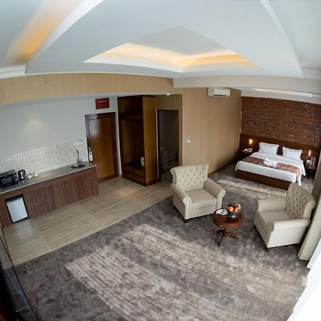 Hotel Dolmaling Catmandu Exterior foto