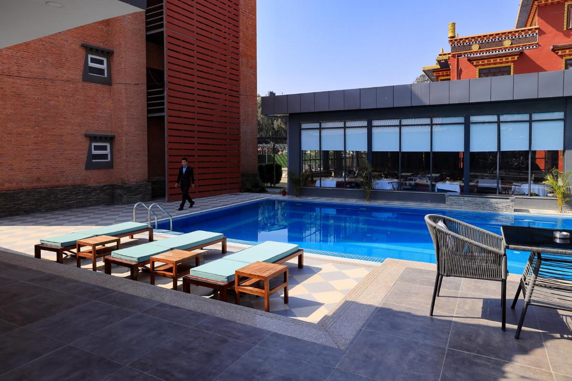 Hotel Dolmaling Catmandu Exterior foto