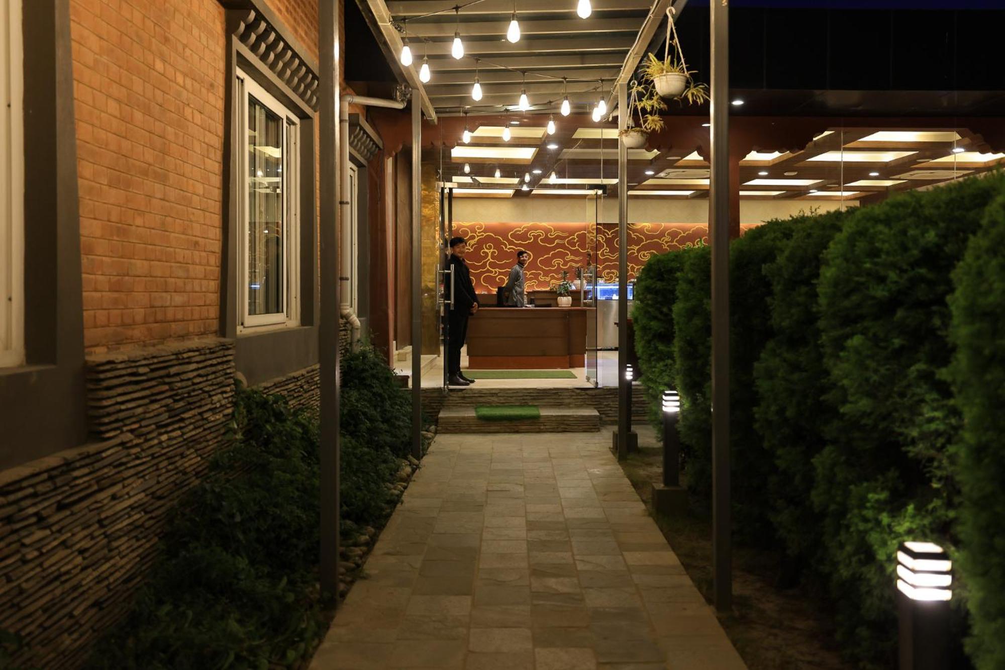 Hotel Dolmaling Catmandu Exterior foto