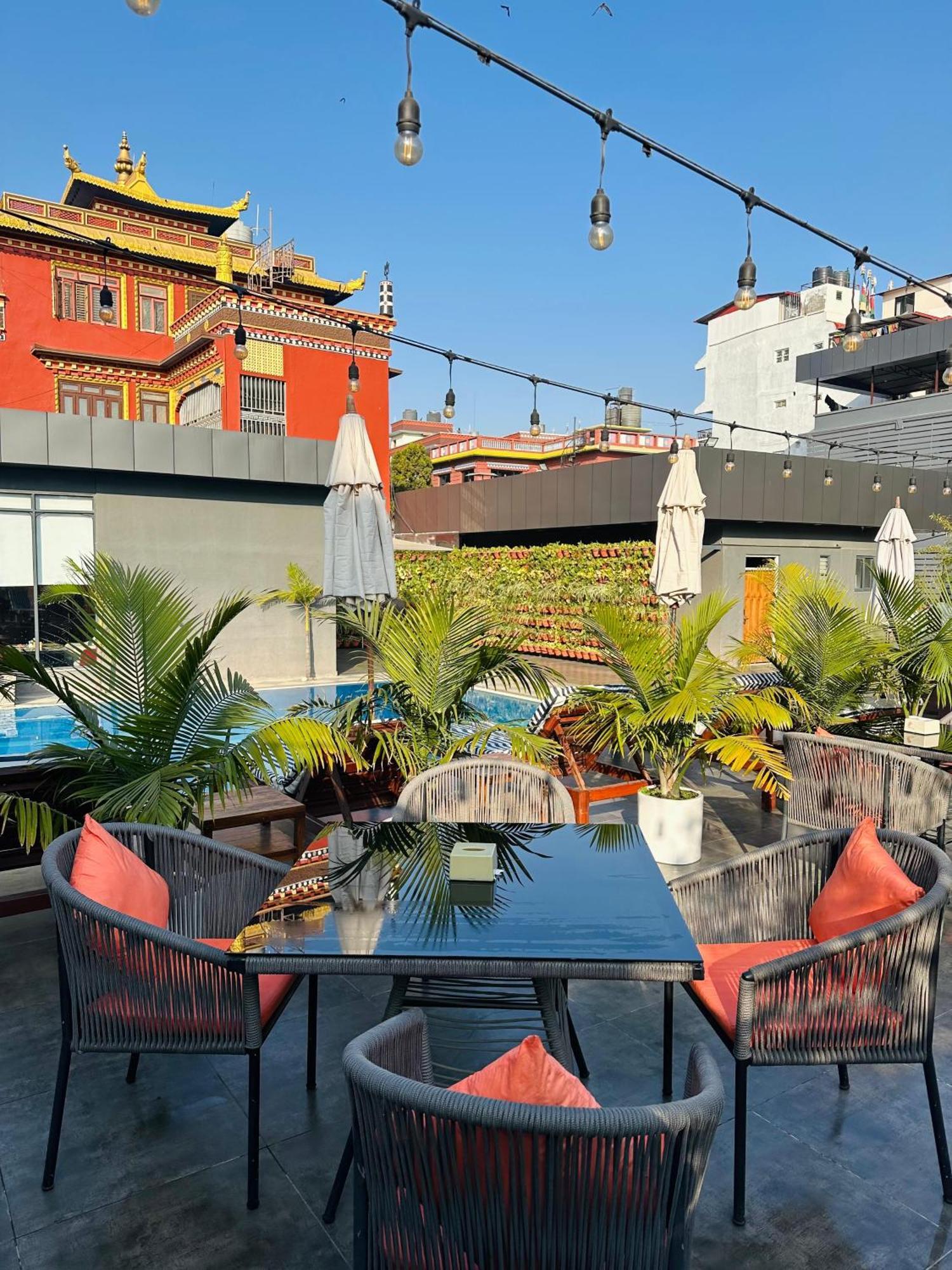 Hotel Dolmaling Catmandu Exterior foto